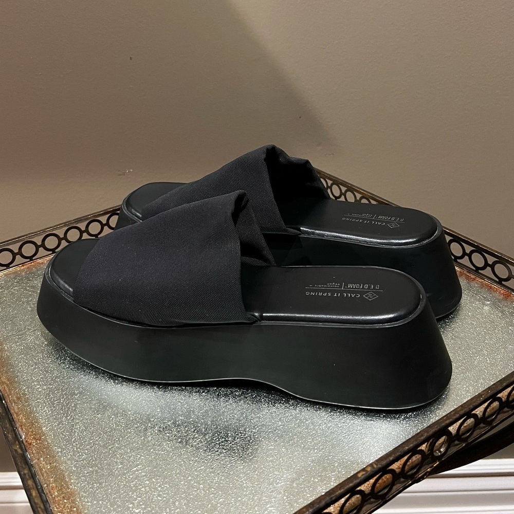Black Platform Sandals